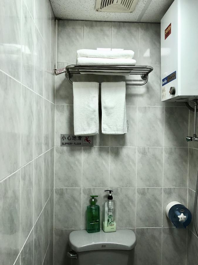 Good Fortune Inn Hong Kong Bagian luar foto